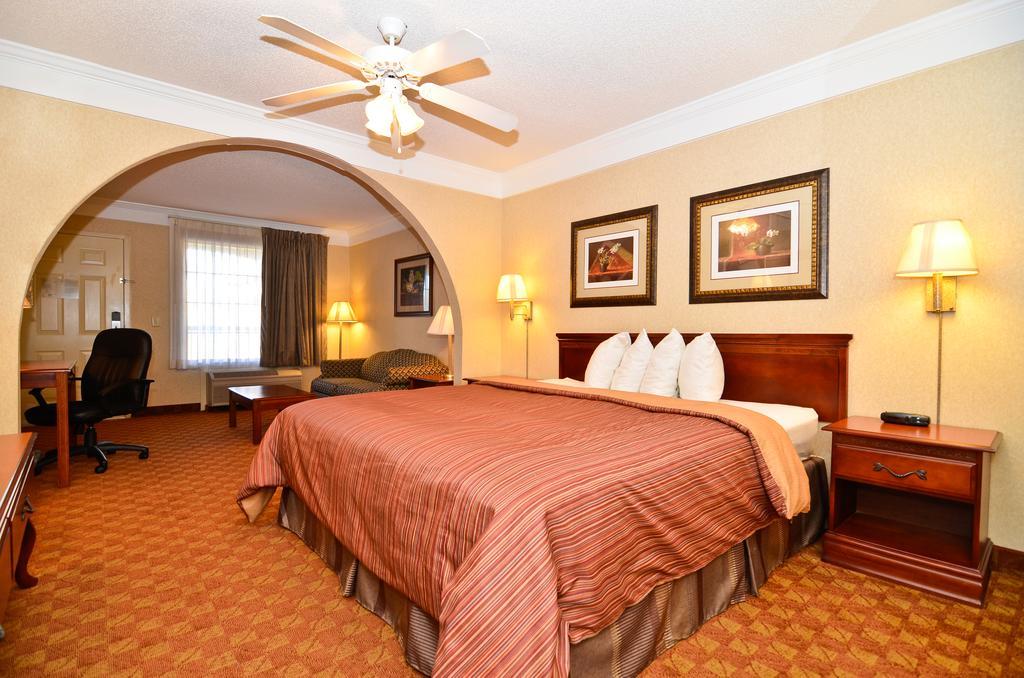 Peach State Inn & Suites Hawkinsville Ngoại thất bức ảnh